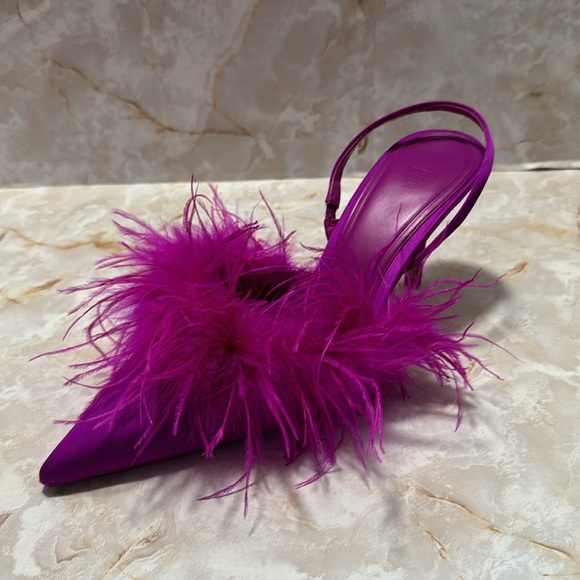 Fuchsia sling back heels with feathers by Zara - Picture 2 of 10